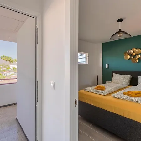 Chic & Stylish Near Yumbo Apartment Playa del Ingles  Exterior photo