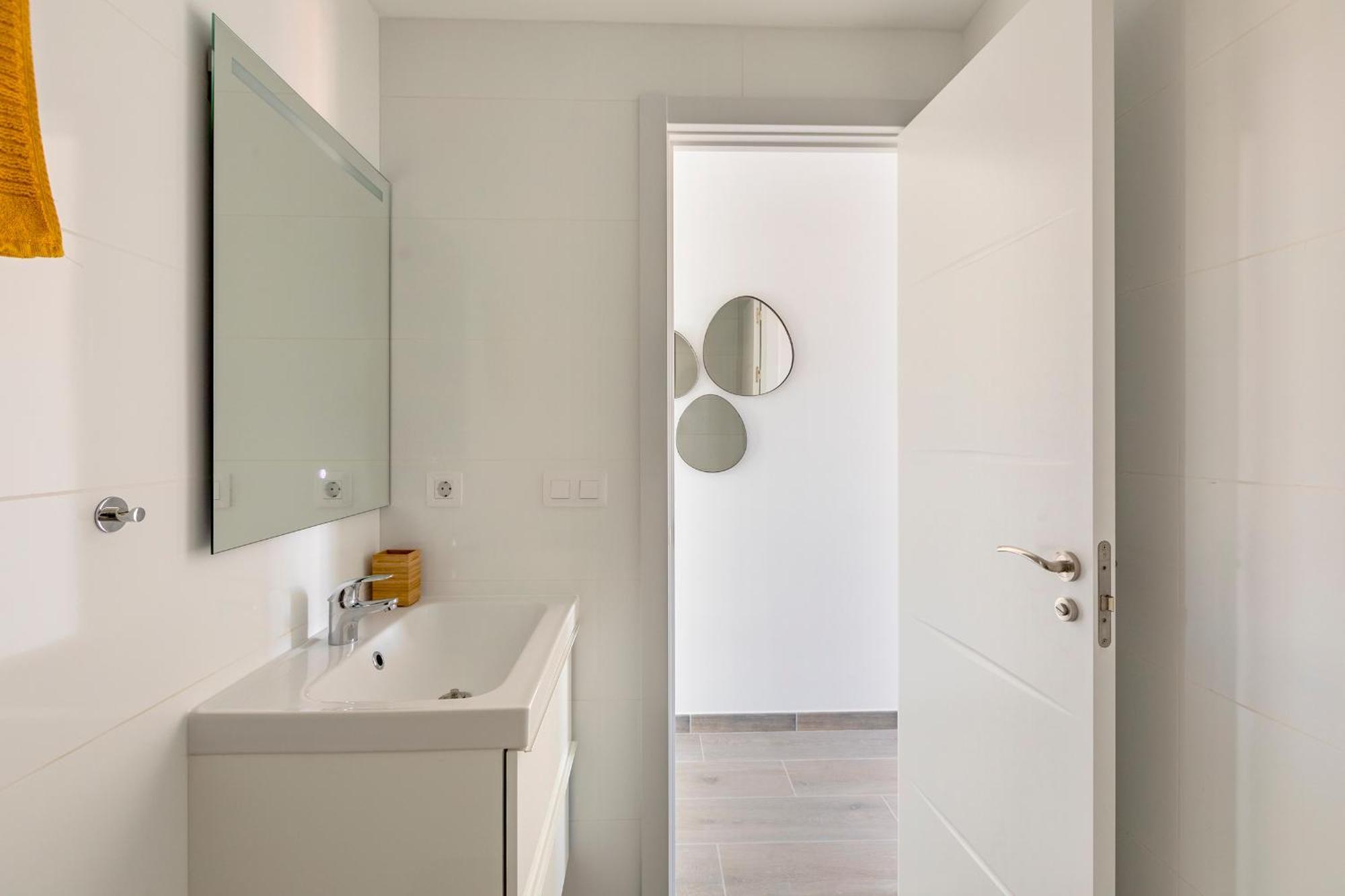 Chic & Stylish Near Yumbo Appartement